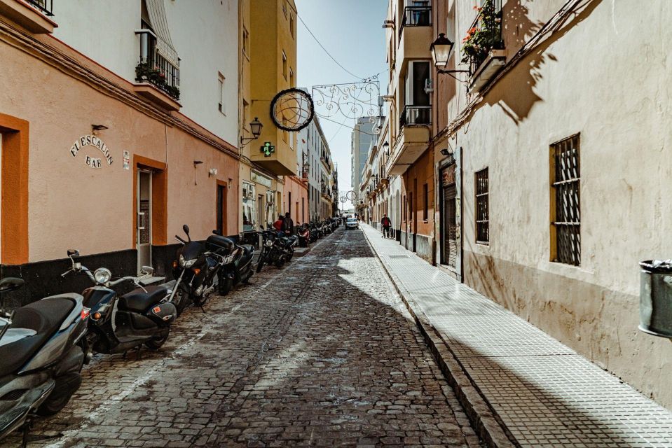 Cadiz Private Guided Walking Tour