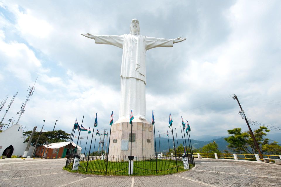 Cali: Cristo Rey, Tertulia Museum & Downtown Cali City Tour