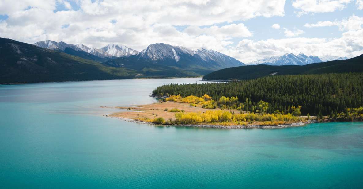 Canadian Rockies: Helicopter Flight With Exploration Hike