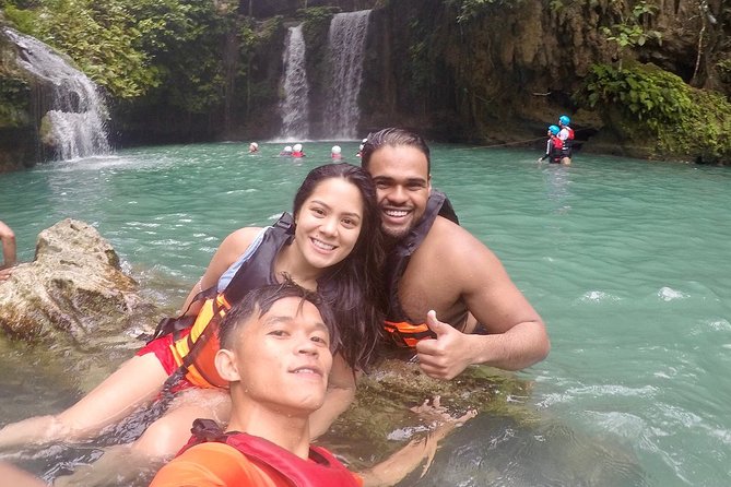 Canyoneering Experience in Kawasan Falls With Lunch