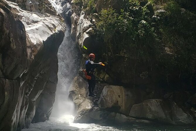 Canyoning Guatape River