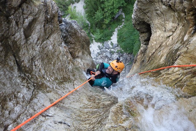 Canyoning in Fratarica Canyon