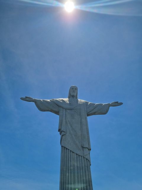 Cariocando in Christ Redeemer & Sugarloaf Helicopter Tour