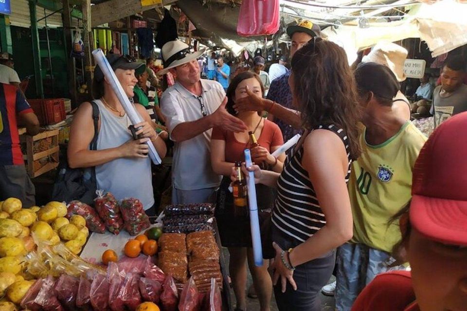 Cartagena: Bazuro Local Food Market Walking Tour - Overview of Bazurto Market