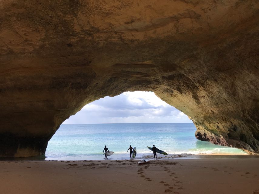 Carvoeiro: Benagil Caves Paddle-Boarding Tour