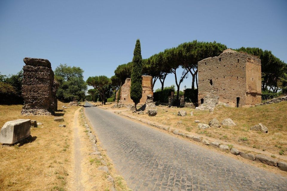 Catacombs Guided Tour and Capuchin Crypt With Transfer