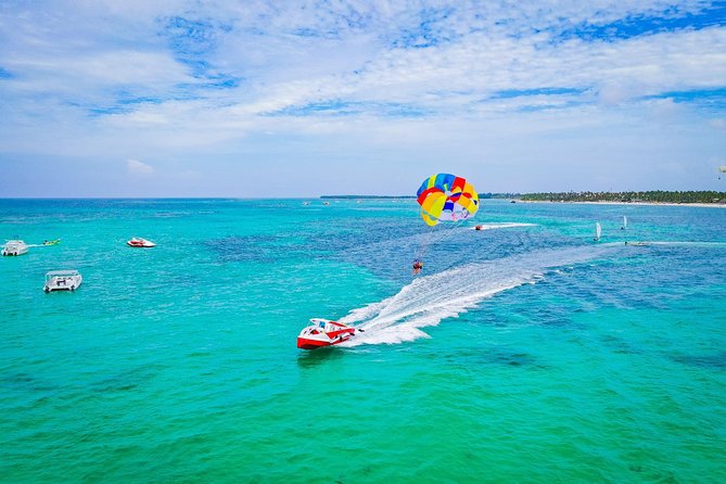 Catamaran Cruise With Snorkeling & Parasailing