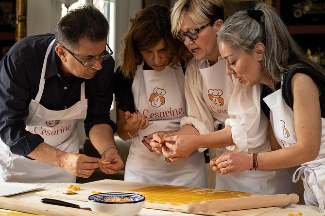 Cesarine: Small Group Pasta and Tiramisu Class in Bologna