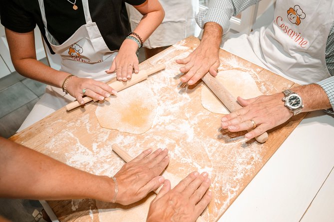 Cesarine: Small Group Pasta and Tiramisu Class in Montepulciano