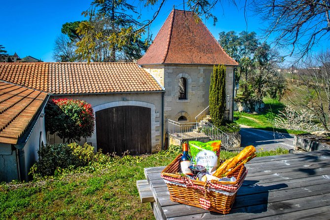 Château LA CROIZILLE Grand Cru Classé: Picnic & Visit