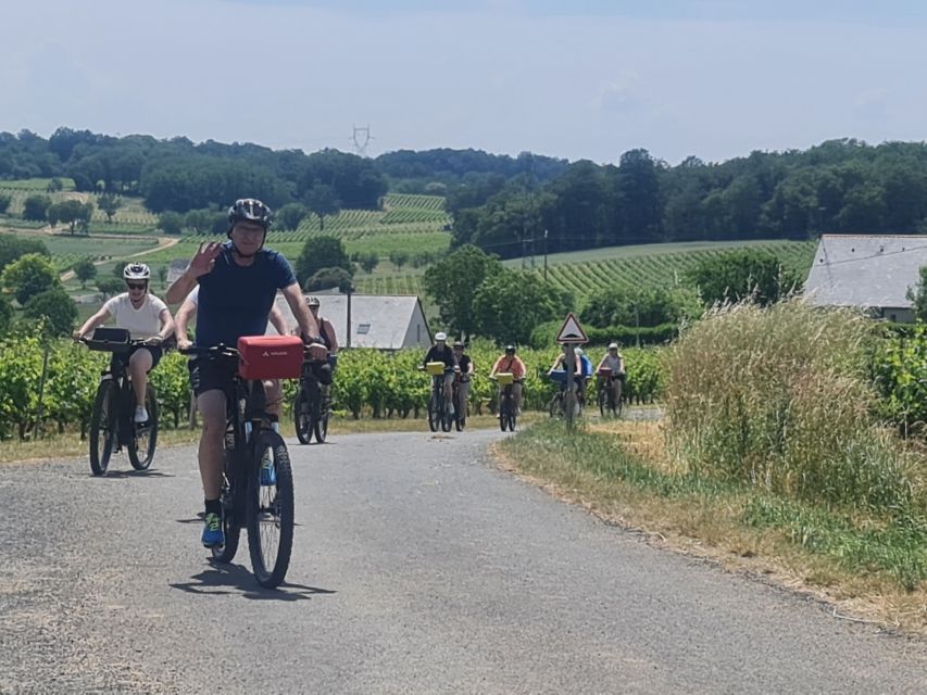 Chateaux De La Loire Cycling !