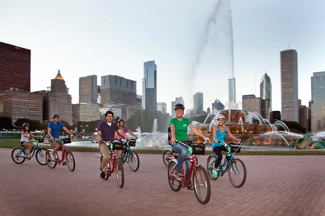 Chicagos Ultimate City Bike Tour