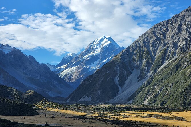 Christchurch to Queenstown Day Tour Via Lake Tekapo and Mt Cook