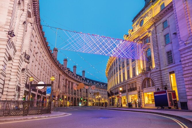 Christmas Lights Bike Tour of London