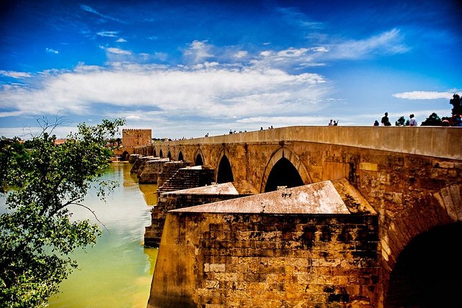 Classic Cordoba: Mosque, Synagogue & Jewish Quarter Guided Tour