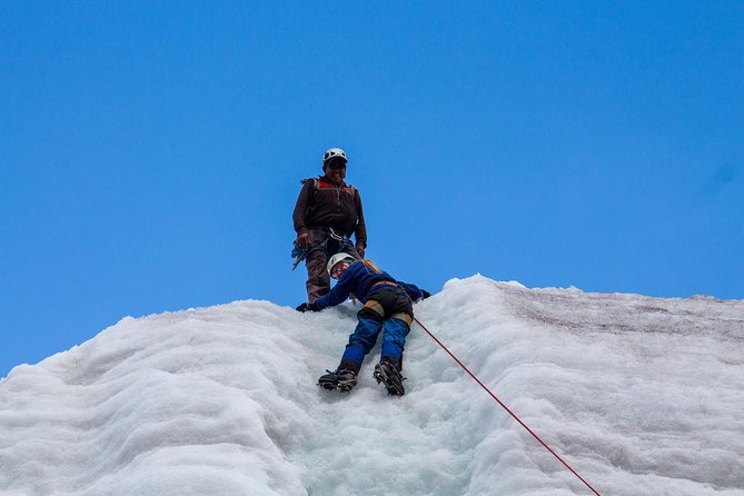 Climbing Huayna Potosí