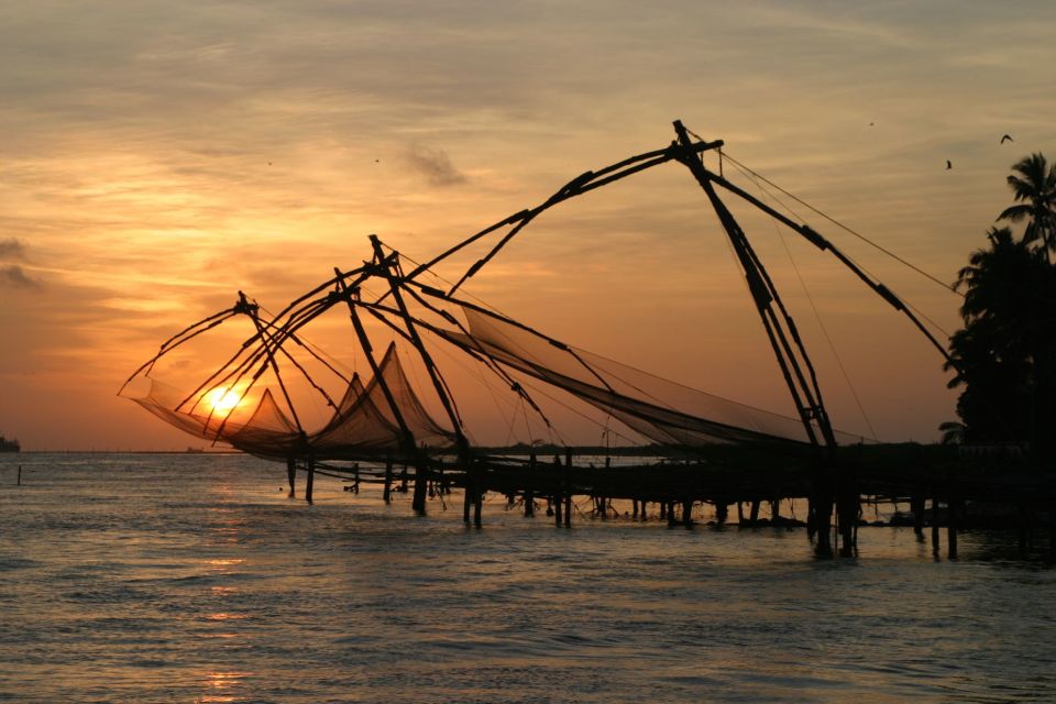 Cochin: Private Heritage and Backwaters Houseboat Tour