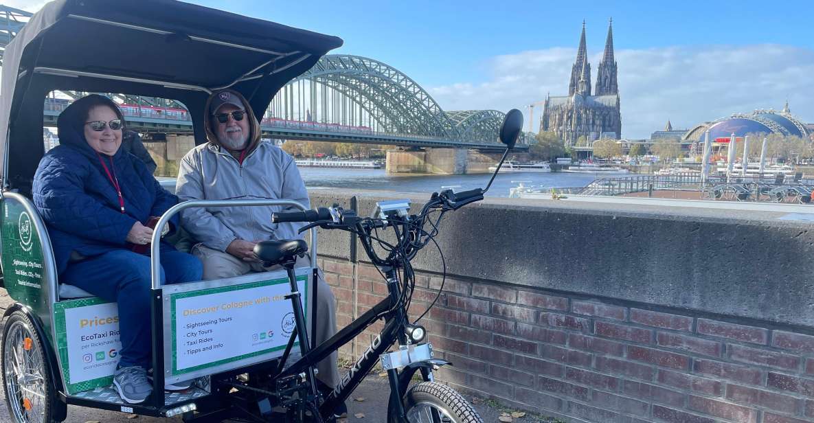 Cologne: Private Rickshaw Tour