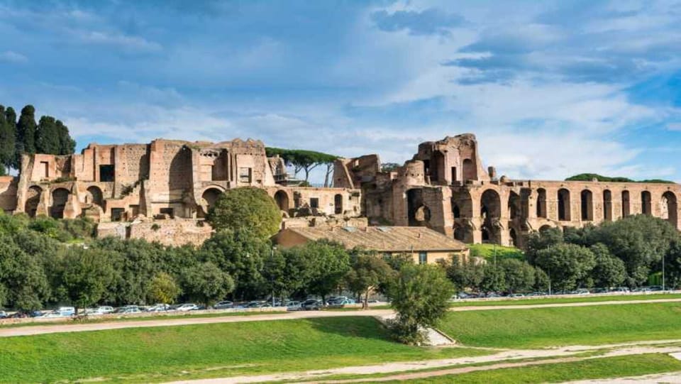 Colosseum Guided Tour With Roman Forum & Palatine Entrance