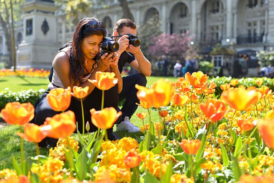 Colourful Notting Hill Photography Tour