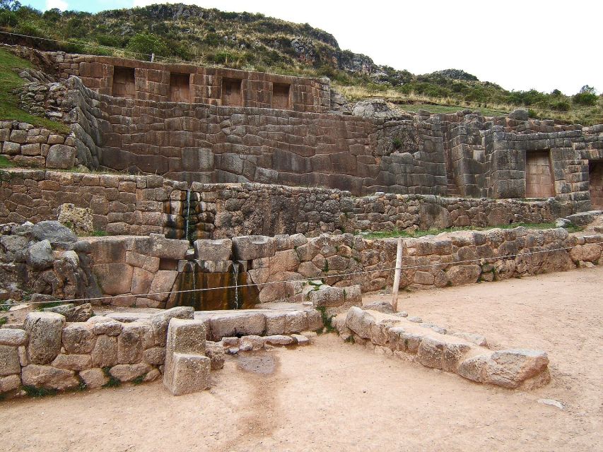 Combo City Tour Visiting Pìsac Ruins Market and Sacsayhuaman