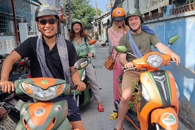 Cooking Class & Vibrant Mekong Market by Scooter (Half-Day)