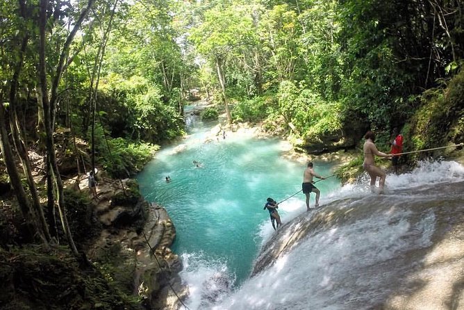 Cool Blue Hole Ocho Rios