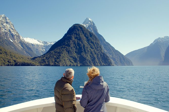 Cruise Milford NZ Small Boutique Cruise Experience