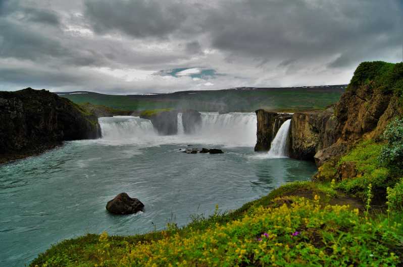 Cruise Port: the Amazing Waterfall Goðafoss and More