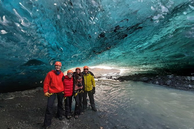 Crystal Blue Ice Cave – Super Jeep From Jökulsárlón Glacier Lagoon