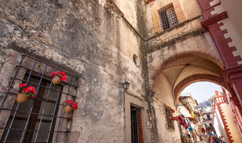 Cuernavaca and Taxco Tour From Mexico City