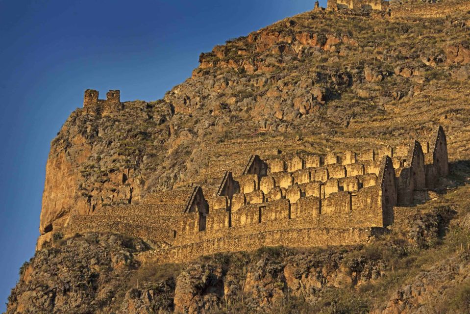 Cusco: 6D/5N Tour Sacred Valley, Machu Picchu, Humantay Lake