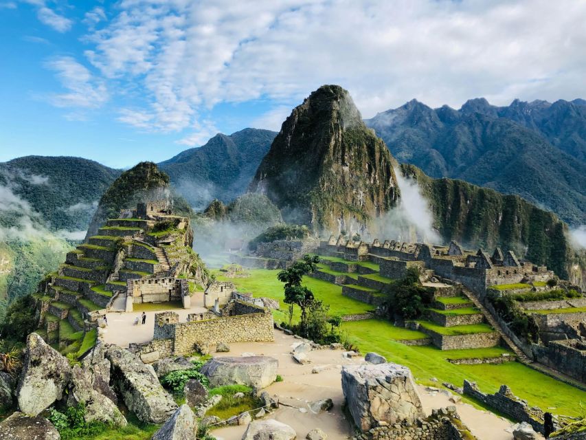 Cusco in 4 Days + Humantay Lake + Machu Picchu + 3-Star Hotel