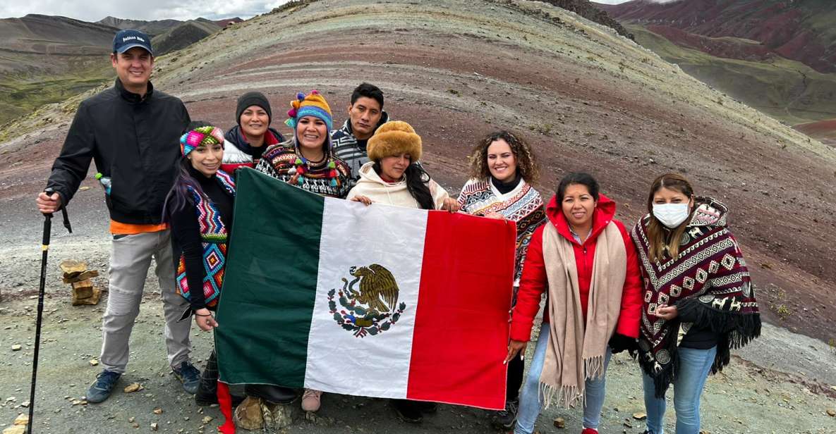 Cusco: Palccoyo Mountain Day Trip With Breakfast and Lunch