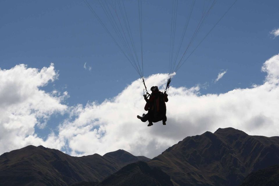 Cusco : Paragliding in the Sacred Valley of the Incas