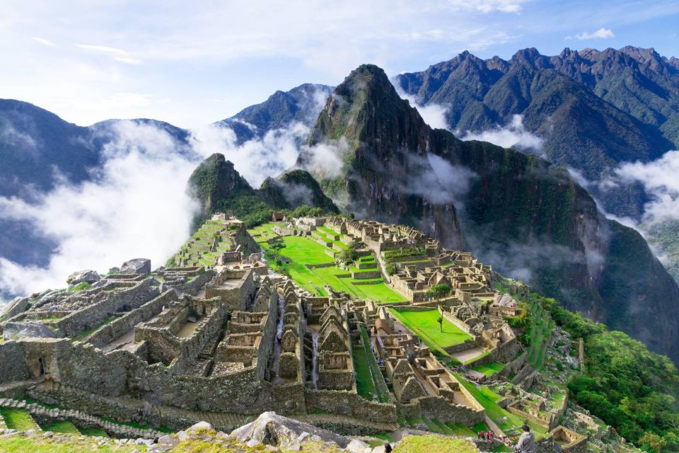 Cusco: Tour to Machu Picchu With Rest in Aguas Calientes Town