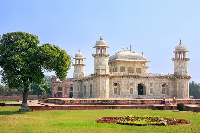 Day Trip to Agra From Delhi Including Taj Mahal and Agra Fort With Lunch