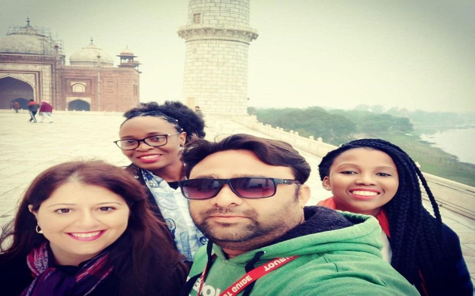 Delhi: All-inclusive Taj Mahal & Agra Fort Guided Day Trip