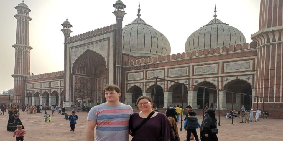 Delhi: Amazing Hidden Gems of New Delhi & Taj Mahal Tour