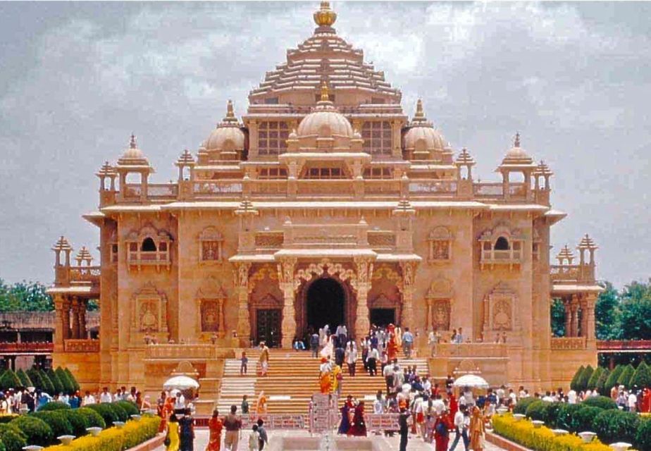 Delhi: Private Guided Temples And Spiritual Tour By Car - Tour Overview and Pricing