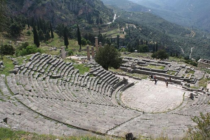 Delphi Private Tour: Navel of Earth, Apollo Temple, Oracle - Key Attractions to Explore