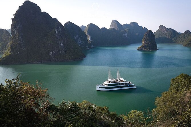 DELUXE Halong Bay Day Tour From Hanoi, Daily Operated  – 2025