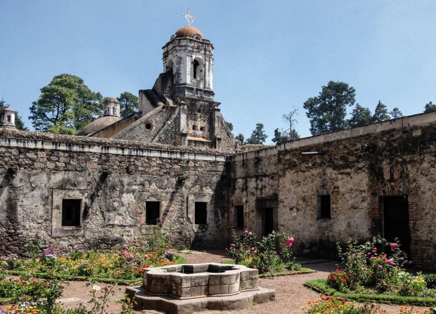 Desert of the Lions: Hike, Former Convent & Local Bites