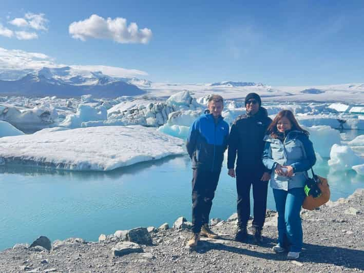 Diamond Beach & Jökulsárlón Glacier Exclusive Day Tour