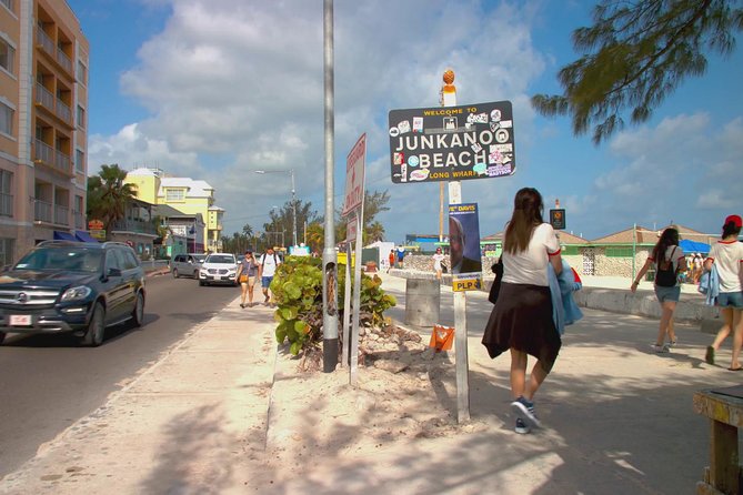 Dilly Dally Walking Tour of Nassau Attractions