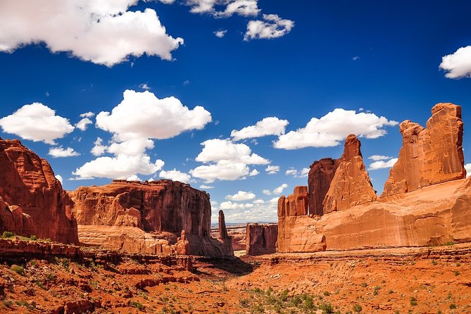 Discover Best Of Moab In A Day: Arches, Canyonlands, Dead Horse