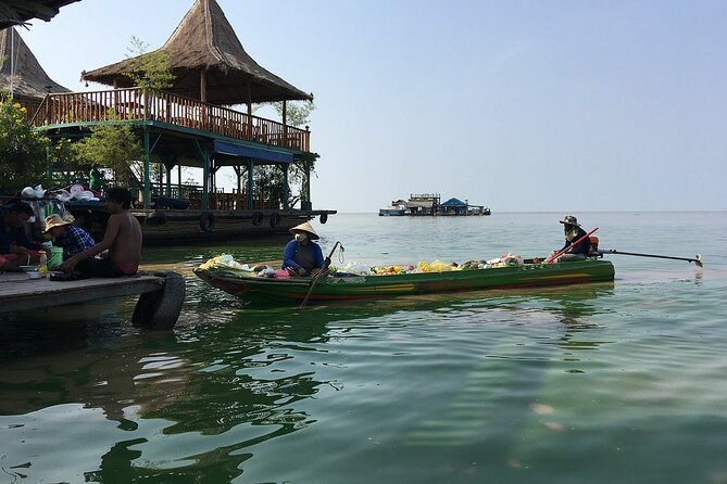 Discover Floating Villages and Tonle Sap Lake by Boat