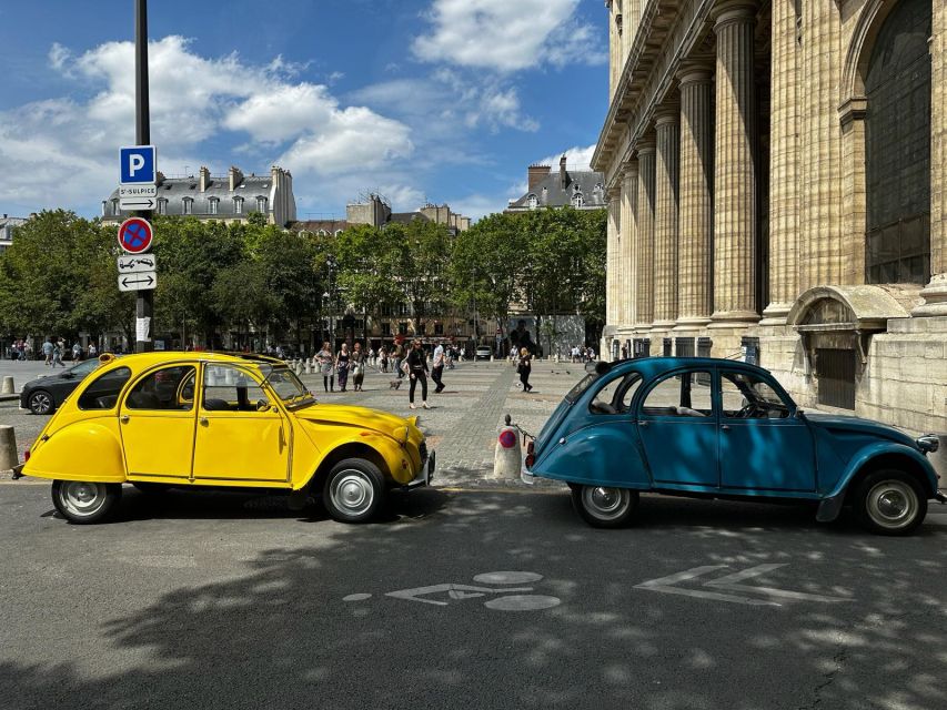 Discover Paris in a 2CV