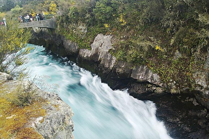 Discover Taupo: Self-Guided Audio Tour - Tour Overview