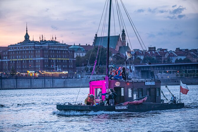 Discover Vistula River in Warsaw